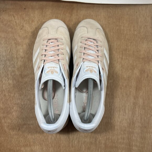 Adidas Gazelle Men Size 9.5 BB5472 Pink Casual Shoes Sneakers